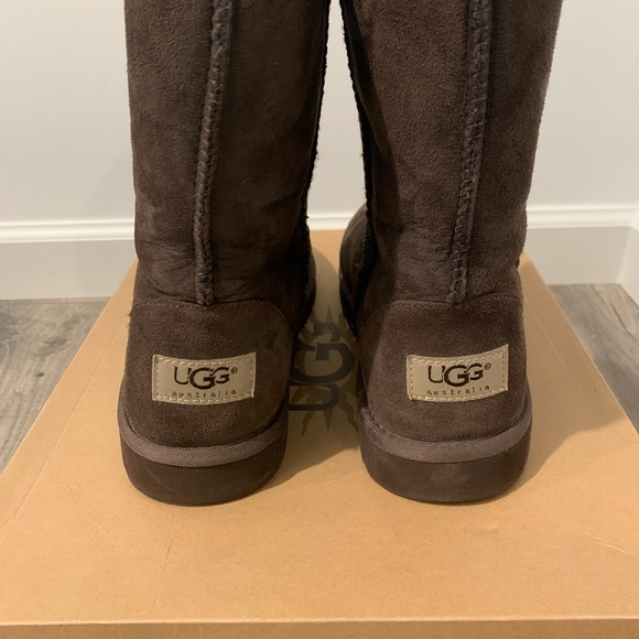 Womans Ugg Classic Short Boot, Chocolate Size 6 - Picture 5 of 5